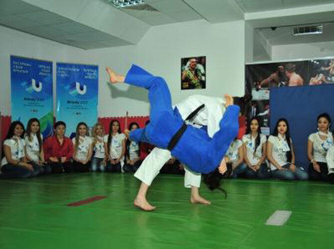 Участницы "Мисс Казахстан - 2013" в спортивных состязаниях