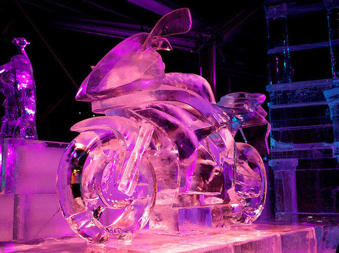 Удивительные шедевры из льда