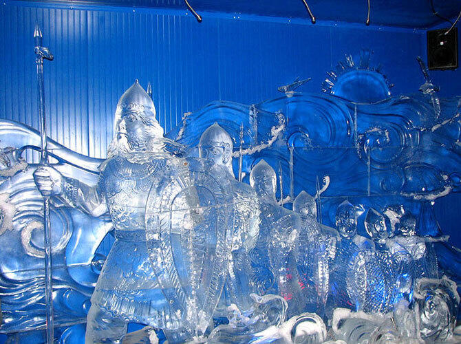 Удивительные шедевры из льда