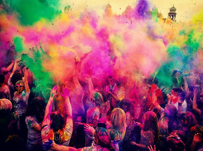 Самые красивые праздники мира. Фото: Холи И фестиваль красок в Индии