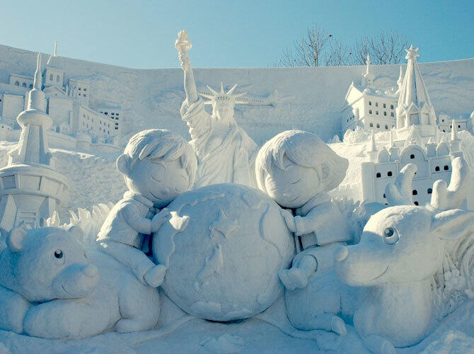 Самые красивые праздники мира. Фото: Снежный фестиваль в Саппоро