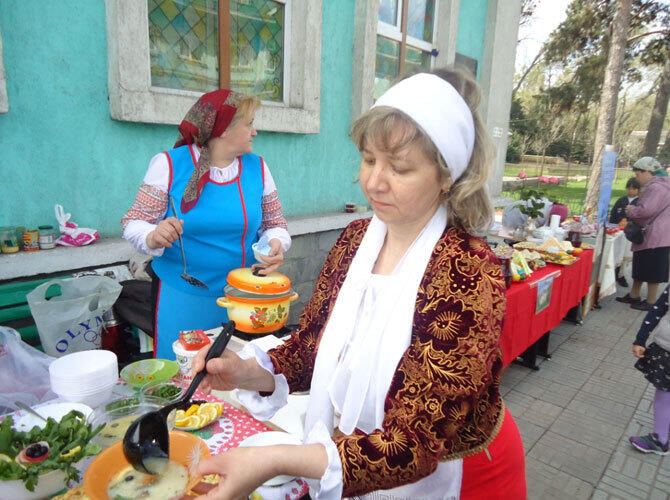 В Алматы фестивалем Пасхальной кухни завершился Пасхальный фестиваль