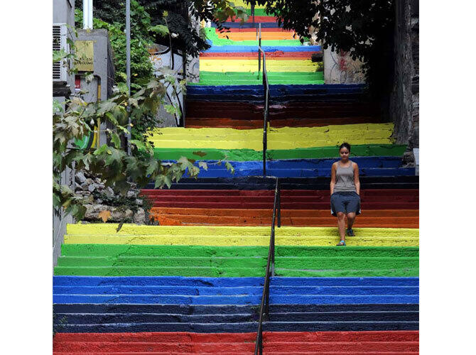 Обворожительные лестницы со всего мира. Фото: Стамбул, Турция. Фото с сайта http://www.adme.ru/