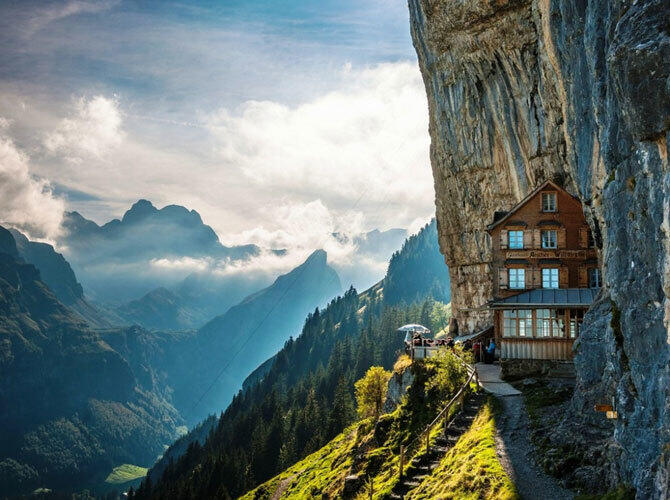 Отели, в которых хочется оказаться прямо сейчас. Фото: Ascher Cliff, Швейцария