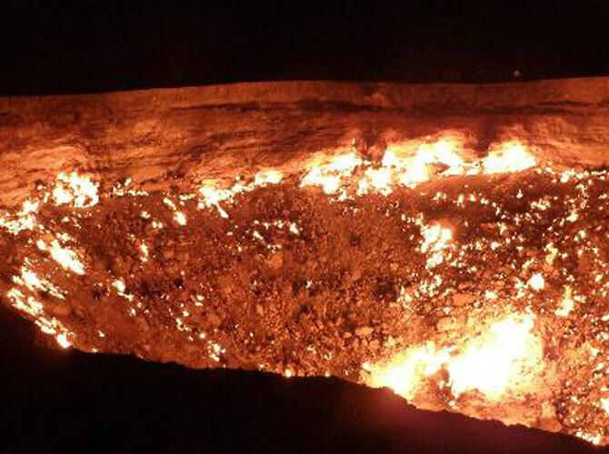 20 сюрреалистичных мест. Фото: Газовый кратер "Врата Ада". Дарваза, Туркменистан. Фото с сайта http://www.tripadvisor.ru/
