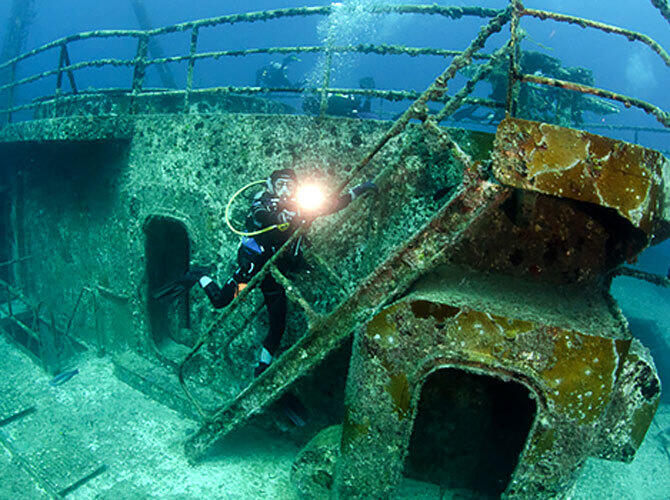 Бухта погибших кораблей. Кладбище военной техники, Микронезия. Фото: mobile.pilardiving.com