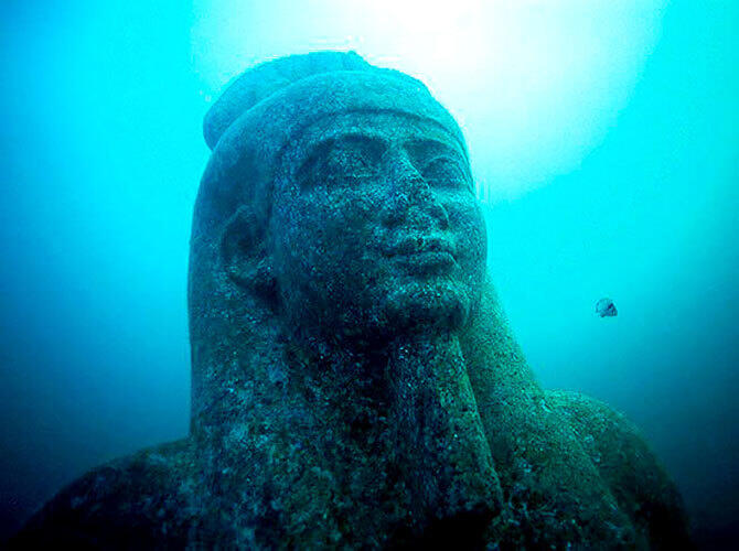 Бухта погибших кораблей. Древний город Гераклион, Египет. Фото: loveopium.ru