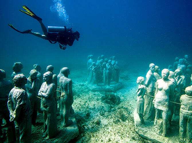 Бухта погибших кораблей. Подводный музей скульптур в Мексике. Фото: http://birdymag.ru/