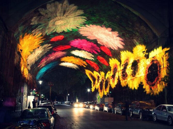 Лучшие арт-проекты года. Фото: Фестиваль света в Сиднее. Фото с сайта http://www.adme.ru/