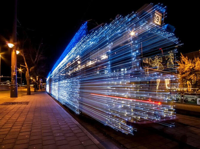 Лучшие арт-проекты года. Фото: Трамвай времени. Фото с сайта http://www.adme.ru/