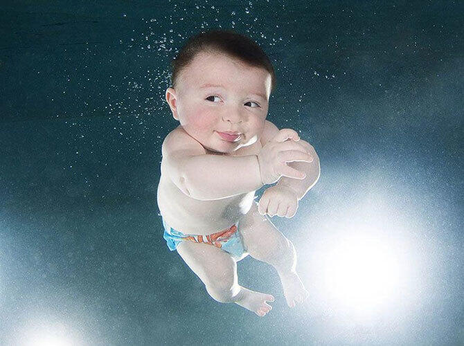 Очаровательный фотопроект: детки под водой. Фото: Фото с сайта http://bigpicture.ru/