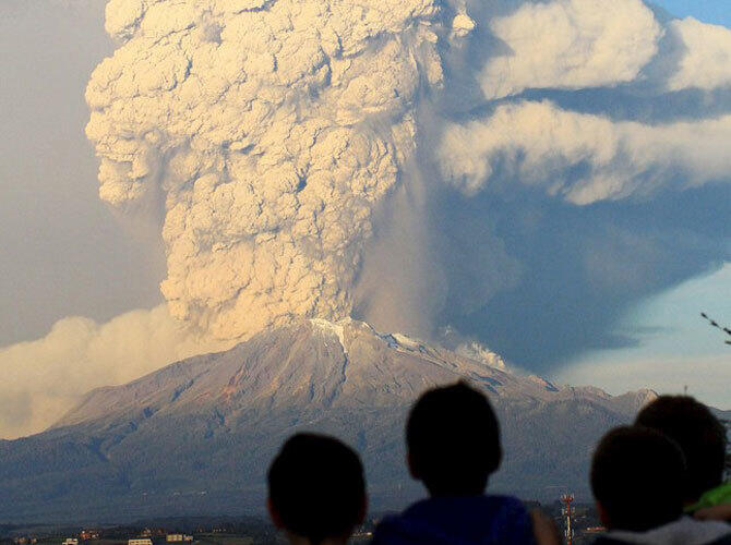 Извержение вулкана Кальбуко в Чили. Фото: Фото с сайта http://www.gazeta.ru/