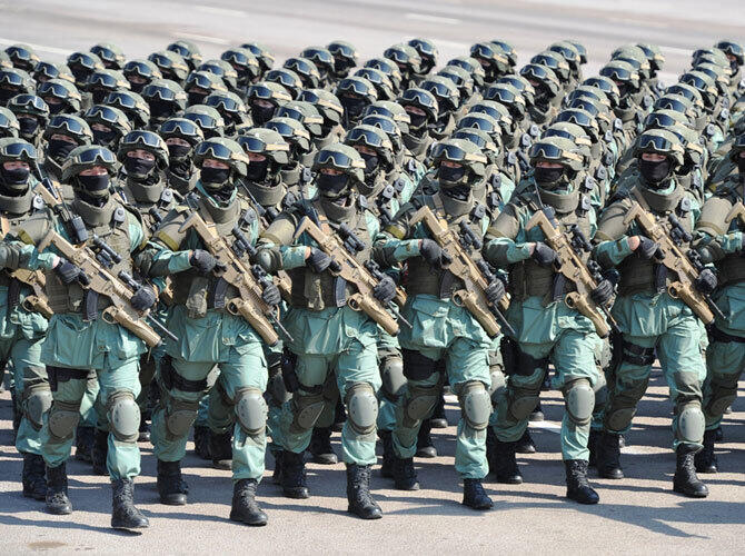 Празднование Дня защитника Отечества в Казахстане. Фото: Военный парад - Астана