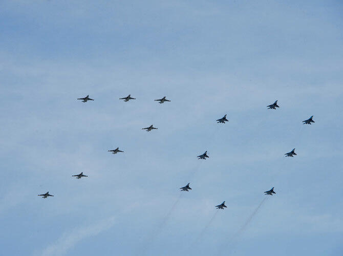 Празднование Дня защитника Отечества в Казахстане. Фото: Военный парад - Астана