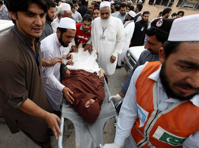 Сильнейшее землетрясение в Пакистане и Афганистане. Фото: Пешавар, Пакистан. Фото с сайта tass.ru