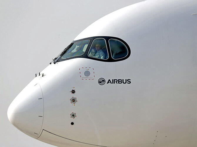 Международный авиасалон Dubai Airshow-2015