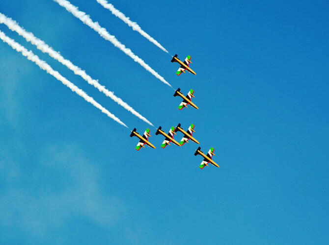 Международный авиасалон Dubai Airshow-2015. Фото: Фото с сайта http://mod.gov.kz/