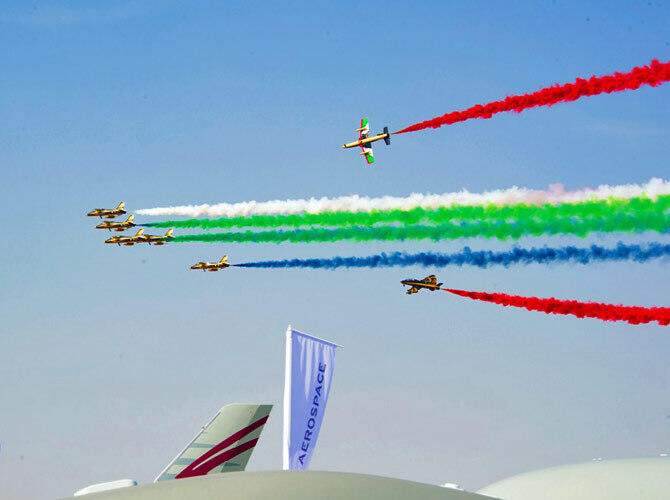 Международный авиасалон Dubai Airshow-2015. Фото: Фото с сайта http://mod.gov.kz/
