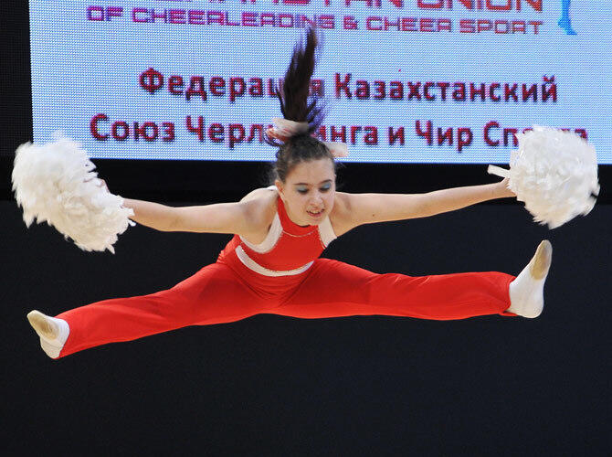 В Карагандинской области прошел чемпионат по черлидингу