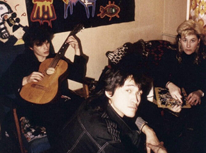 Джоанна Стингрей опубликовала неизвестные фотографии звезд русского рока. Юрий Каспарян, Виктор Цой и Стингрей. Фото: http://lenta.ru/