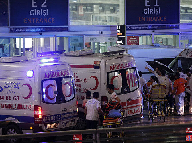 Теракт в стамбульском аэропорту: первые кадры с места ЧП. Фото: Фото с сайта tass.ru