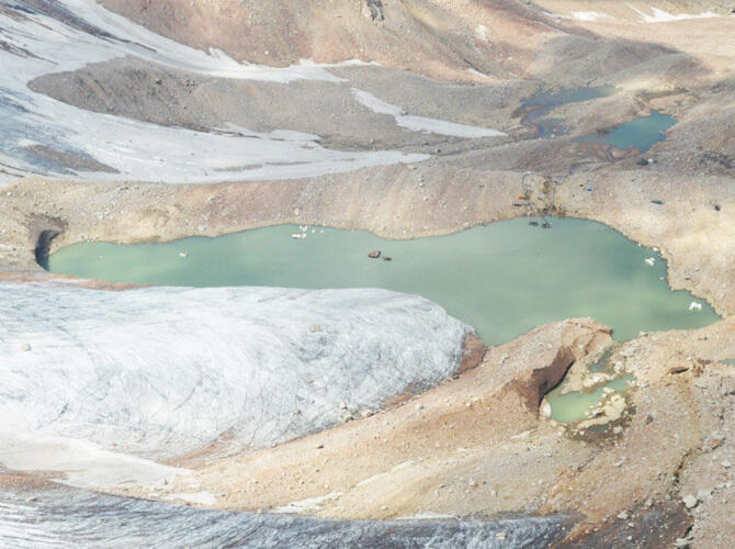 В горах близ Алматы проводят превентивные противоселевые мероприятия