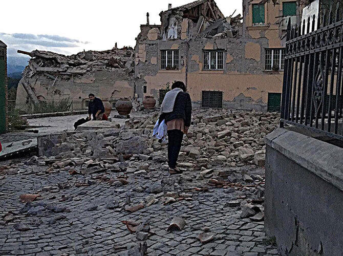 Мощное землетрясение произошло в центре Италии. Фото: Фото с сайта tass.ru