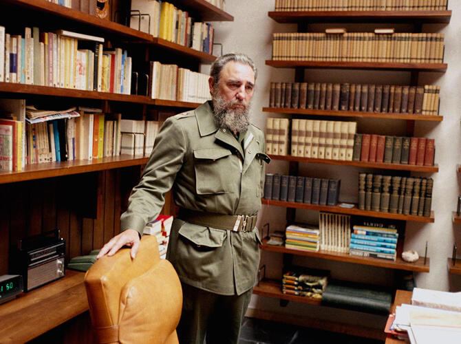Команданте Острова свободы. После того как Кастро отошел от дел, он сменил любимый военный мундир оливкового цвета на спортивный костюм. Фото: lenta.ru