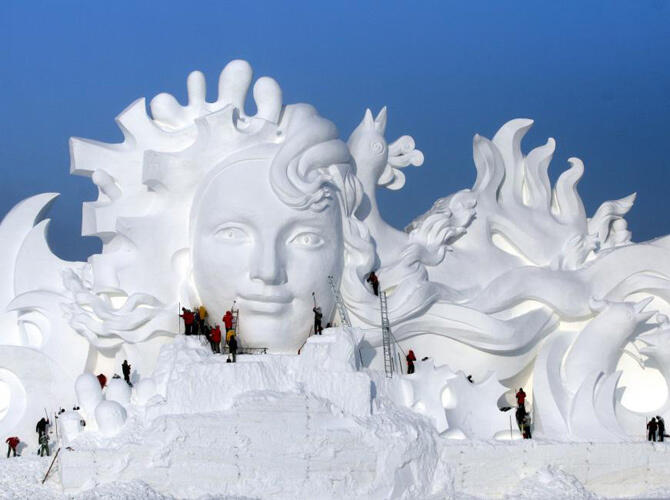 Как в Китае готовятся к Харбинскому международному фестивалю льда и снега. Фото: http://fototelegraf.ru/