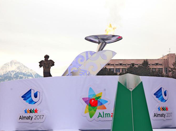 Эстафета огня в Алматы. Фото: https://almaty2017.com