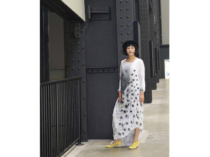 Выставленные в Лондоне работы казахстанской художницы Юлии Крыловой. Фото: myfashion