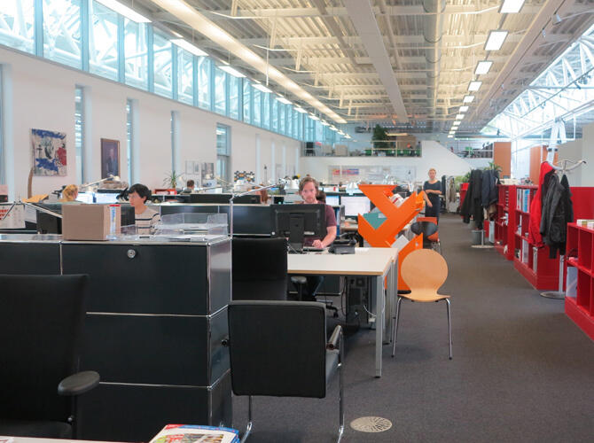 Мануфактуры в Германии. Фото: Кроме того, специалисты компании создают индивидуальные интерьеры для яхт класса люкс. 