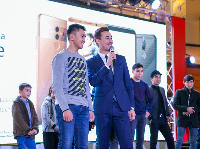 В Алматы прошла презентация первого в мире смартфона с искусственным интеллектом