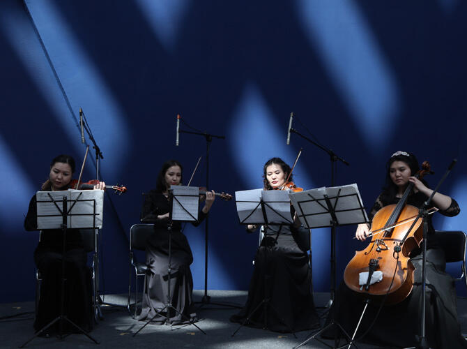 В Алматы прошла презентация первого в мире смартфона с искусственным интеллектом