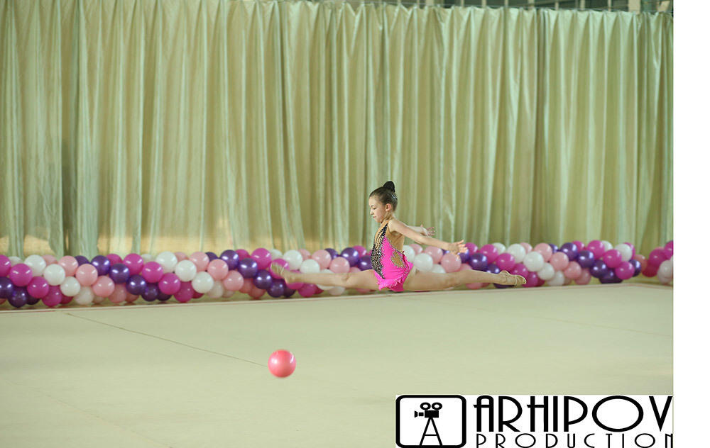 В Алматы проходит третий день Кубка Клуба художественной гимнастики Н.Кузнецовой