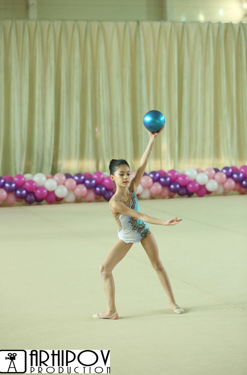 В Алматы проходит третий день Кубка Клуба художественной гимнастики Н.Кузнецовой