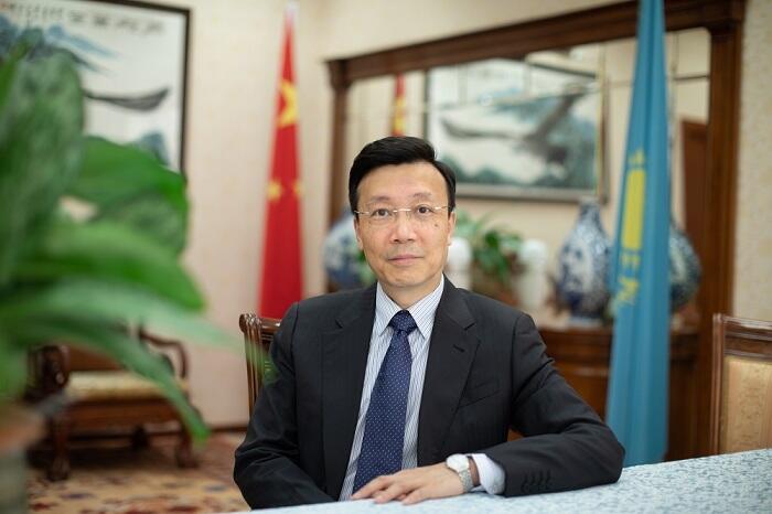 Посол КНР в РК провел интервью с казахстанскими СМИ