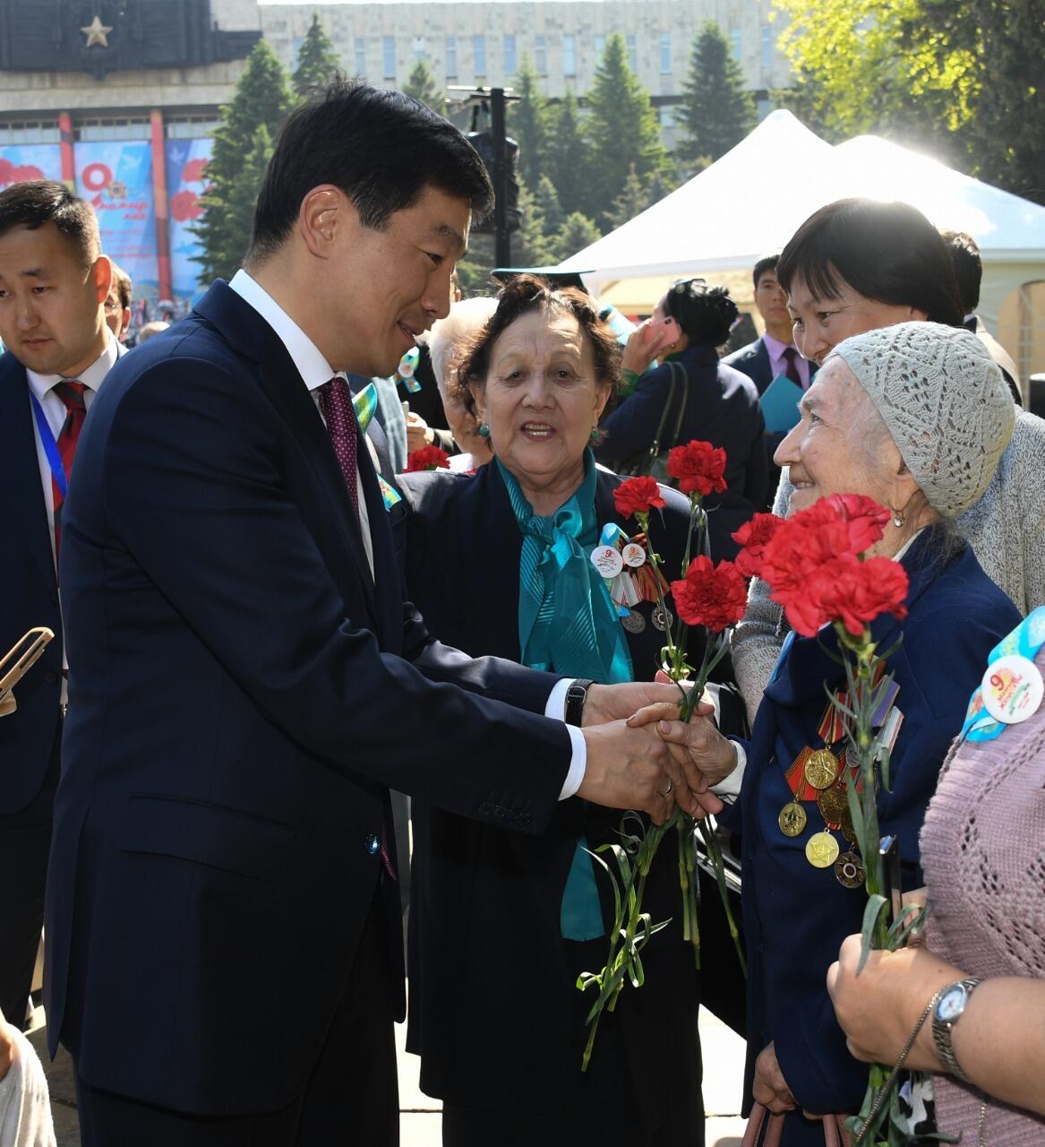 В Алматы празднуют День Победы. Фото: пресс-служба акима города Алматы