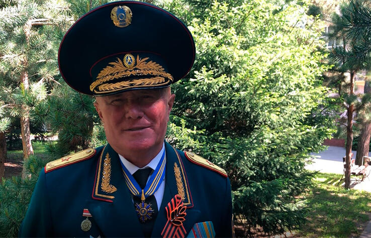 Поздравление с Днем Победы генерала П. М. Новикова