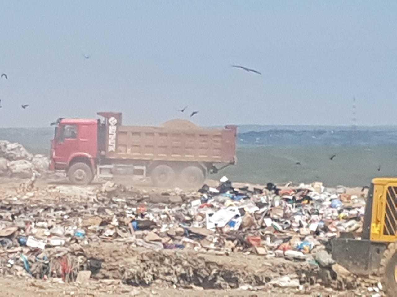 Пожар на мусорном полигоне в Алматинской области 