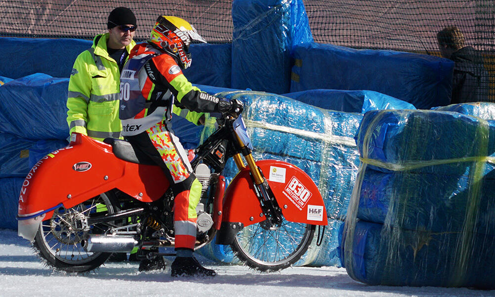 Чемпионат мира по мотогонкам на льду на Медео 1-2 февраля 2020. Фото: фото Эрик Куватов