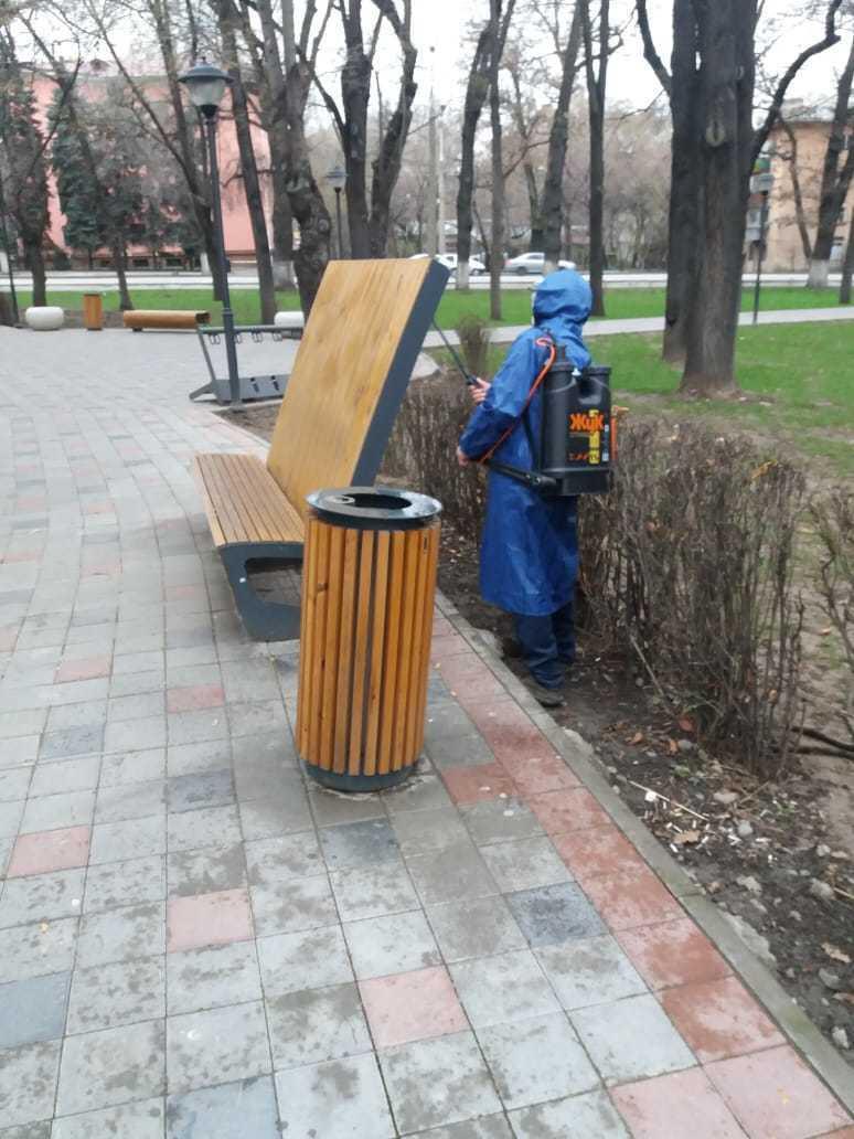 В Алматы проходит дезинфекция 