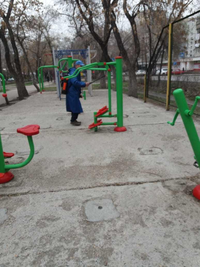В Алматы проходит дезинфекция 