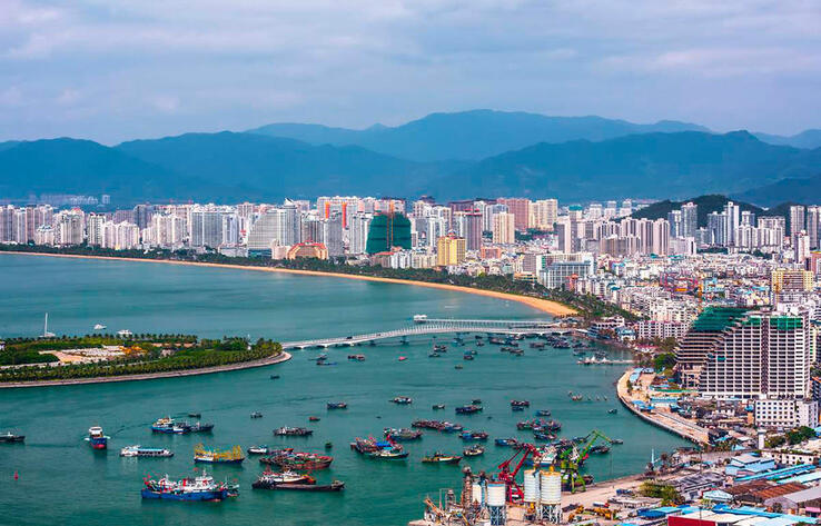 В порту свободной торговли Хайнань запущен 121 проект на 28,1 млрд юаней 