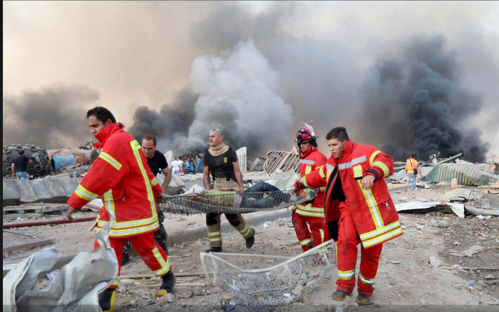 Последствия взрыва в Бейруте. фото:www.gazeta.ru 