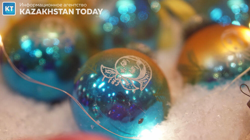 Алмаатинская выставка елочных игрушек из семейной коллекции. Фото: Эрик Куватов