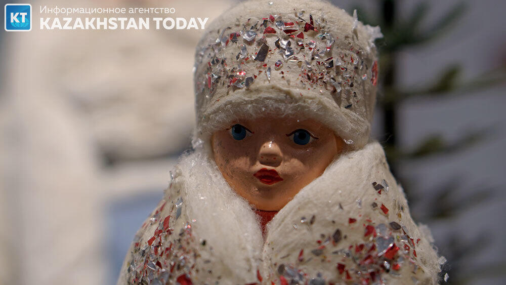 Алмаатинская выставка елочных игрушек из семейной коллекции. Фото: Эрик Куватов