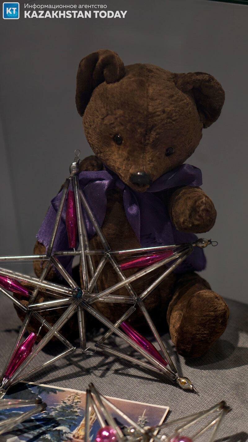 Алмаатинская выставка елочных игрушек из семейной коллекции. Фото: Эрик Куватов