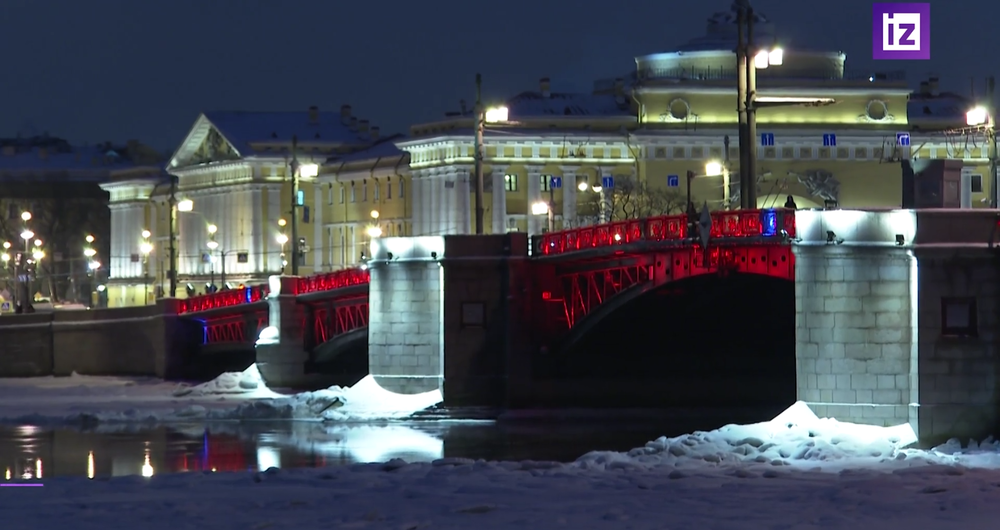 St. Petersburg Palace Bridge lit up to honor Chinese New Year