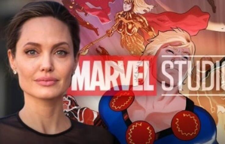 Marvel выпустила первый большой трейлер кинокомикса с Анджелиной Джоли "Вечные"